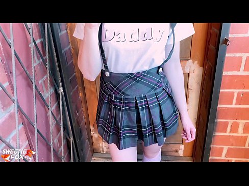 ❤️ Schoolgirl Sucks tagħha Dick profondament u fucks minflok klassijiet. Video tal-ħakk  lilna ❤