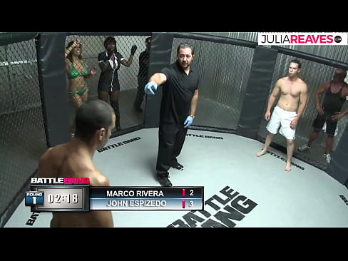 ❤️ Ultimate Fighter fucks tifla numru dritt wara ġlieda fiċ-ċirku Video tal-ħakk lilna ❤