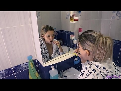 ❤️ Hack ma 'żgħażagħ fil-piġami truf orali cum fil-ħmar - letty iswed Video tal-ħakk lilna ❤