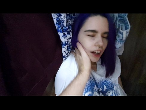 ❤️ Sibt lil sis tiegħi fil-closet u għenitha tiġri Video tal-ħakk lilna ❤